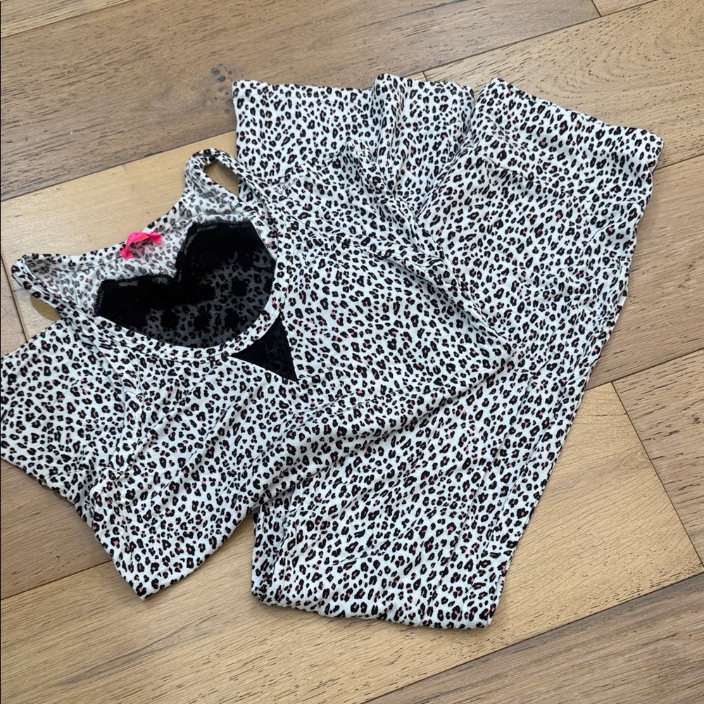 Pjs -Besty Johnson